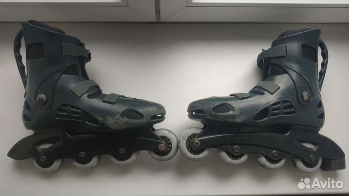 Роликовые коньки