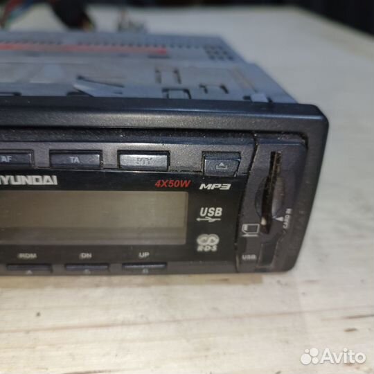 Магнитола Hyundai H-CDM8063