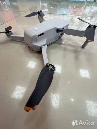 Квадрокоптер квадрокоптер DJI mini se
