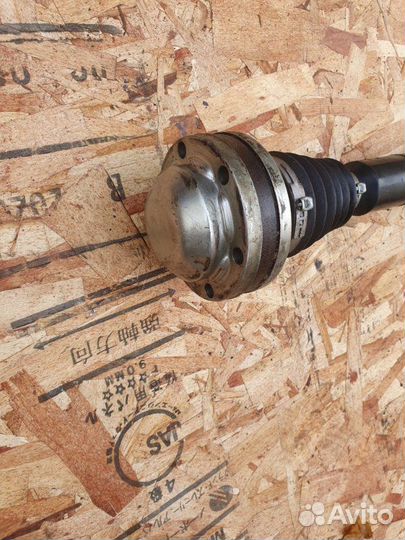 Привод передний правый Volkswagen Golf 6(5хб) 1.4