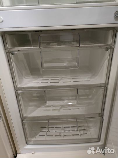 Холодильник LG no frost 190см