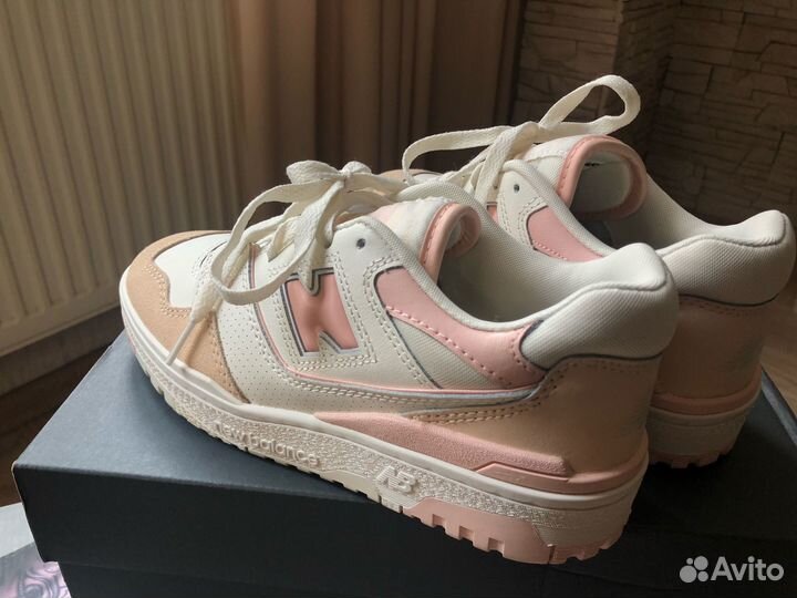 Кеды New Balance 550 wmns “White Pink”