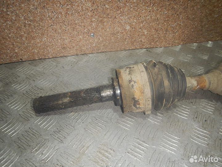 Полуось (привод в сборе) передняя левая, Mitsubish