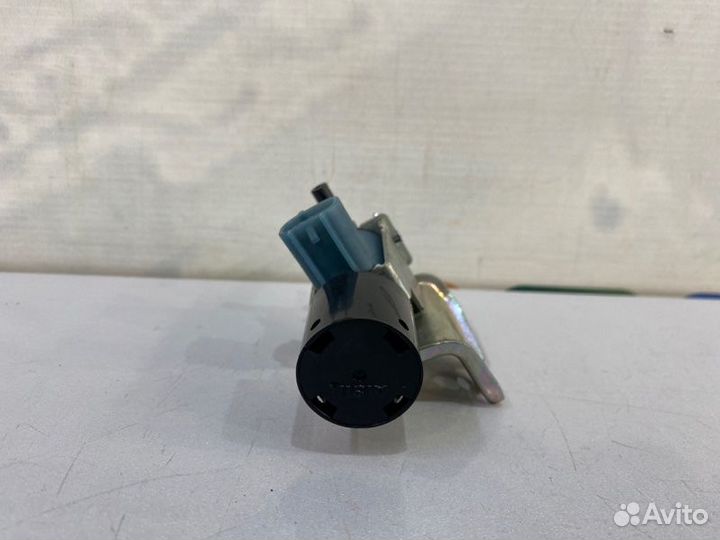 Вакуумный клапан Toyota Avensis T270 1ZR-FAE 2009