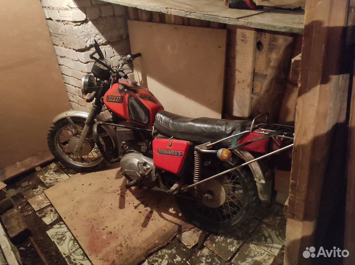 Продам Иж планета 5