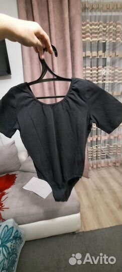 Купальник спортивный и юбка для танцев