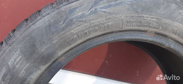 Toyo Observe G3-Ice 205/60 R16 92T