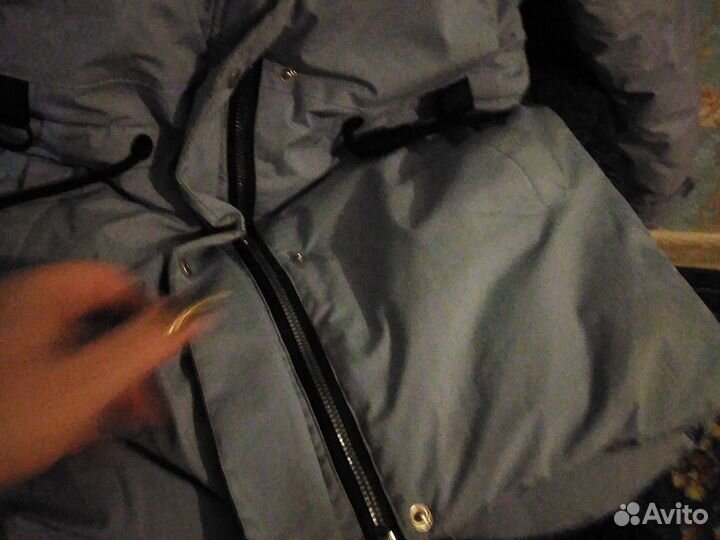 Зимняя куртка на девочку 140