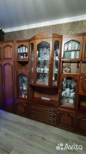 Стенка в гостиную