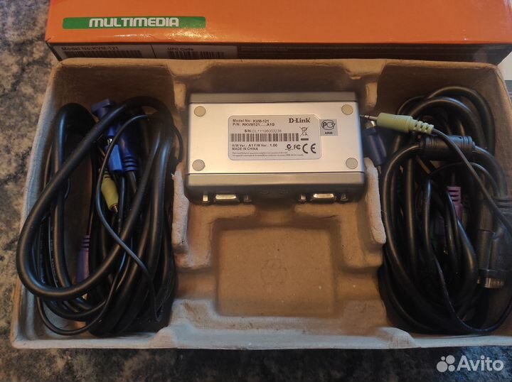 Переключатель KVM-121