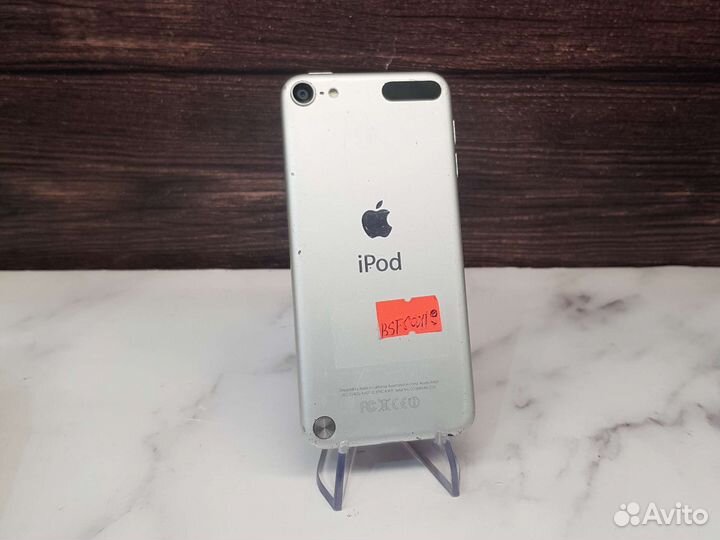 Плеер Apple iPod 5 16GB