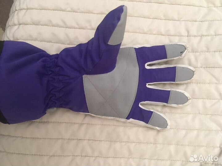 Горнолыжные перчатки женские rossignol