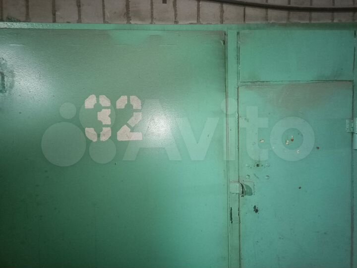 Гараж, > 30 м²