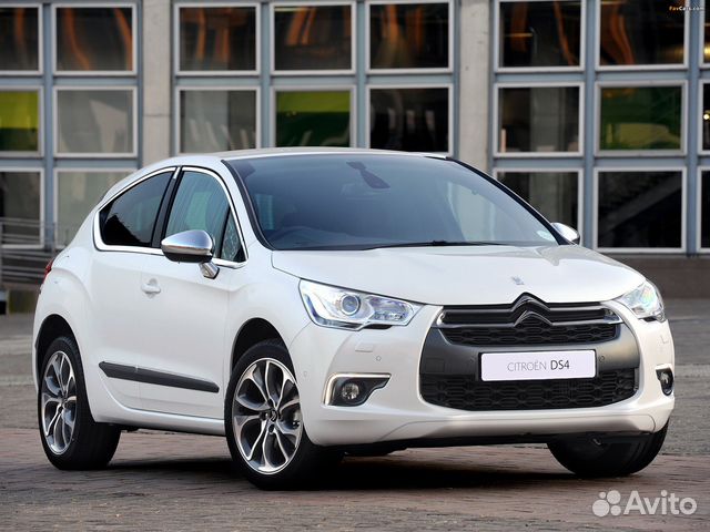 Лобовое стекло на Citroen DS4 11-15г
