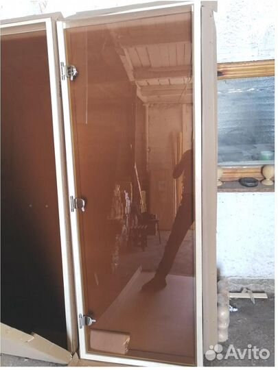 Стеклянные двери для бани и сауны. Доставка