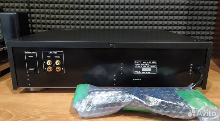 Sony CDP-X33ES с пультом