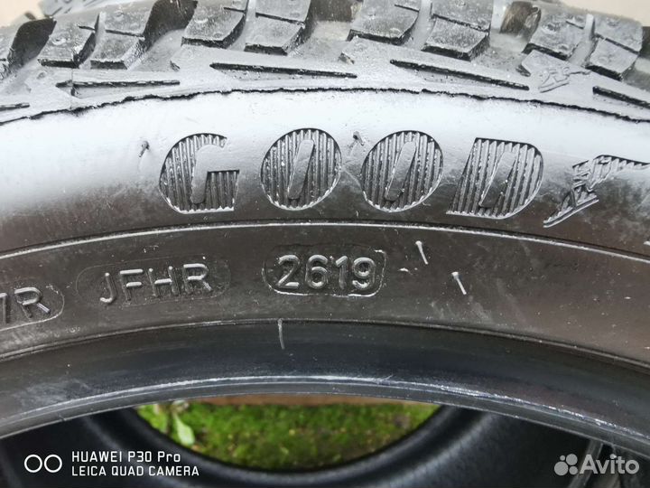 Goodyear UltraGrip Ice 2 225/45 R17 94T
