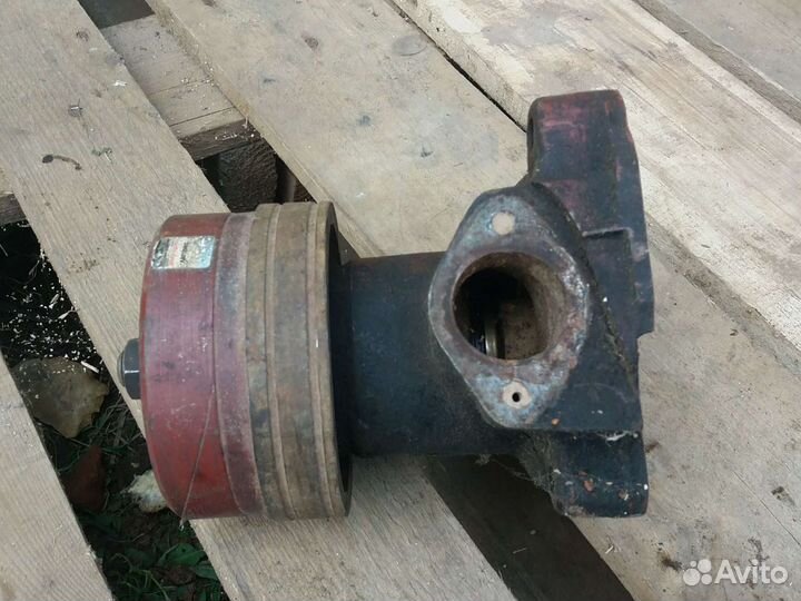 Помпа на д245