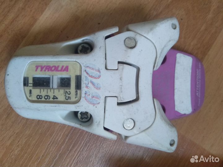 Крепления для горных лыж tyrolia