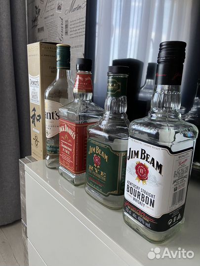 Бутылки из под алкоголя