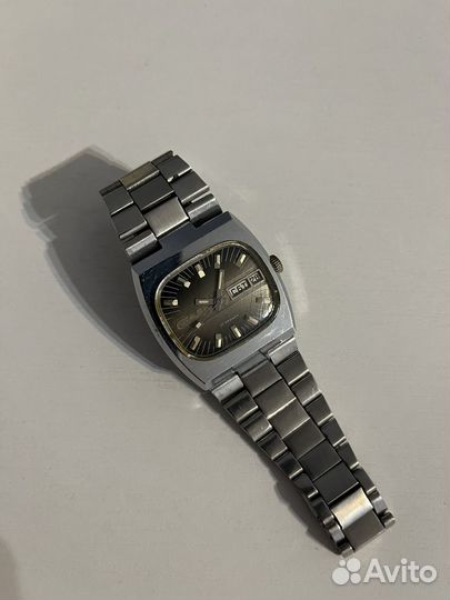 Часы Слава СССР 27 камней