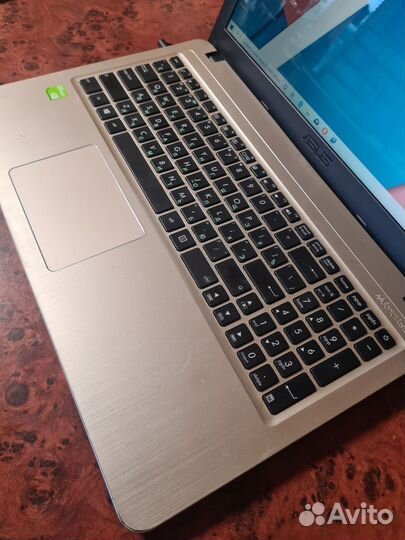 Asus X540sc