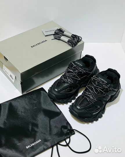 Balenciaga track