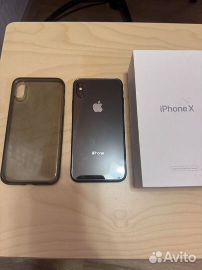 iPhone X, 256 ГБ