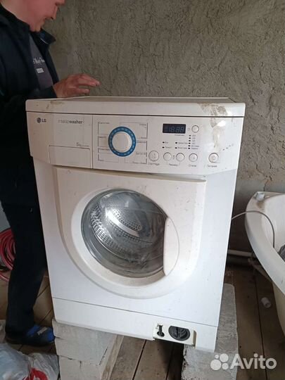 Стиральная машина автомат