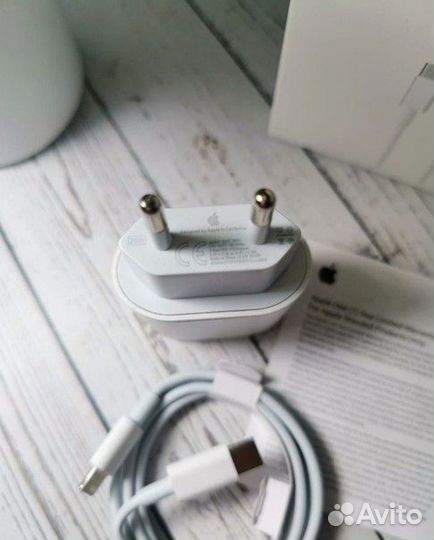 Быстрая зарядка на iPhone 20w+lighting