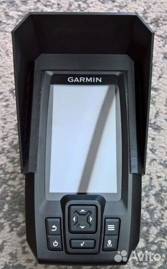 Солнцезащитный козырек Garmin Striker 4 Plus