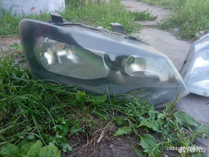 Фары на volkswagen polo седан