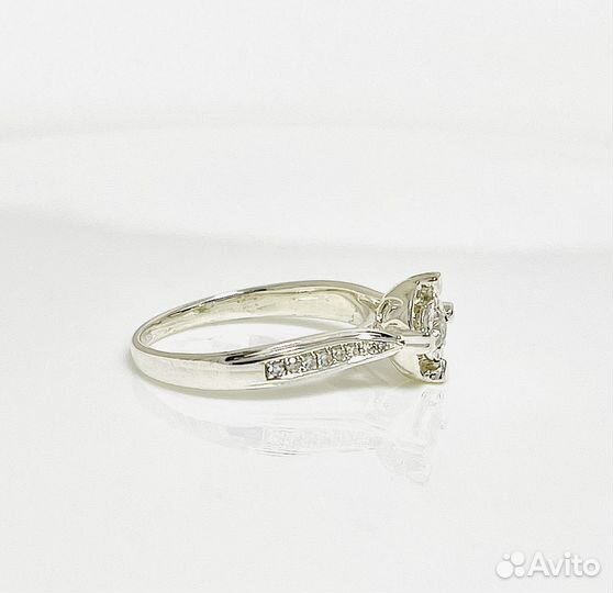 Кольцо из белого золота с бриллиантами