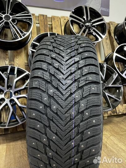 Nokian Tyres Hakkapeliitta 10p 185/60 R15 88T