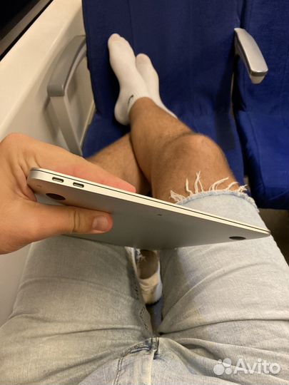 MacBook Air 13 Retina 2020 M1