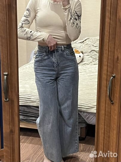 Джинсы широкие