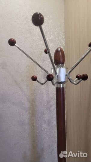 Вешалка напольная