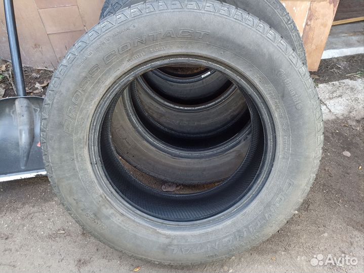 Continental CrossContact LX 215/65 R16