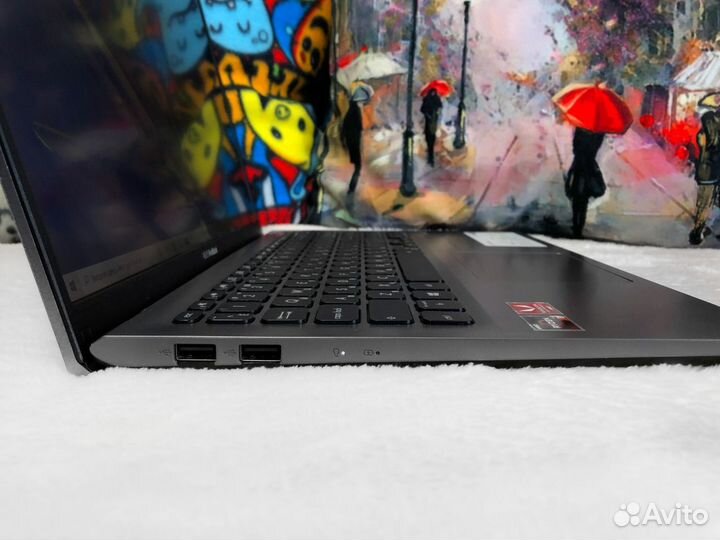 Ультрабуки Asus на Ryzen+Radeon Vega+SSD+15.6“