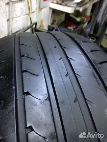 Goodyear EfficientGrip 235/60 R17