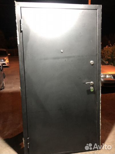 Дверь входная дверидоф, теплая