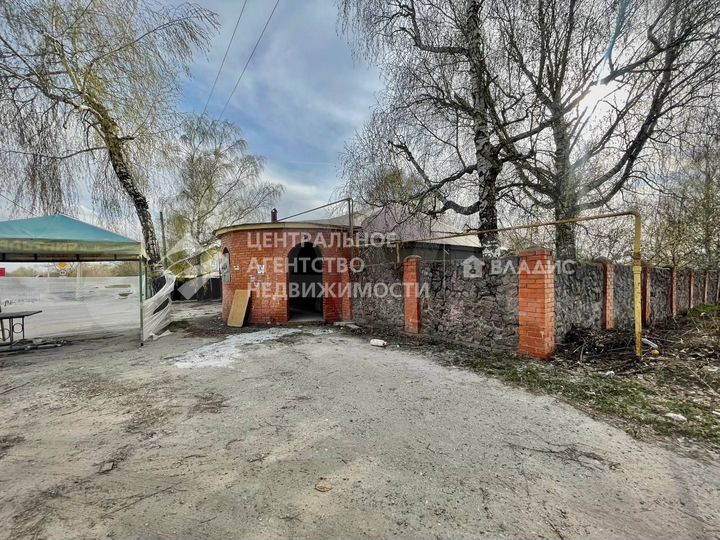 Дом 198,6 м² на участке 13 сот.