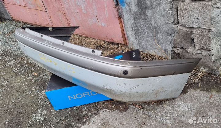 Задний бампер carina