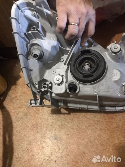 Фара toyota platz рейстайлинг