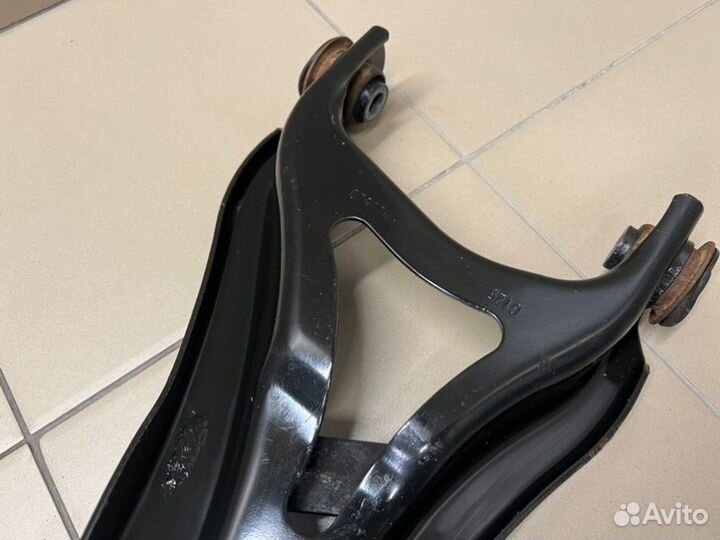 Рычаг передний левый Renault Kaptur 14000км 2019