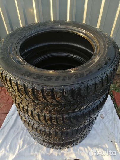 Bridgestone Ice Cruiser 5000 235/65 R17 108