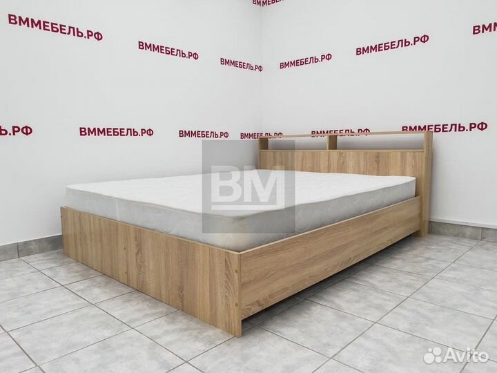 Кровать двуспальная с матрасом 160х200