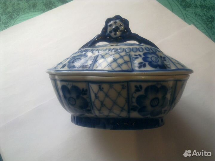 Шкатулка (Гжель)
