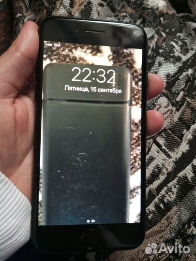 Телефон iPhone 7