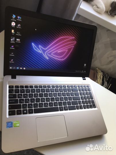 Ноутбук asus на nvidia 810M в отличном состоянии